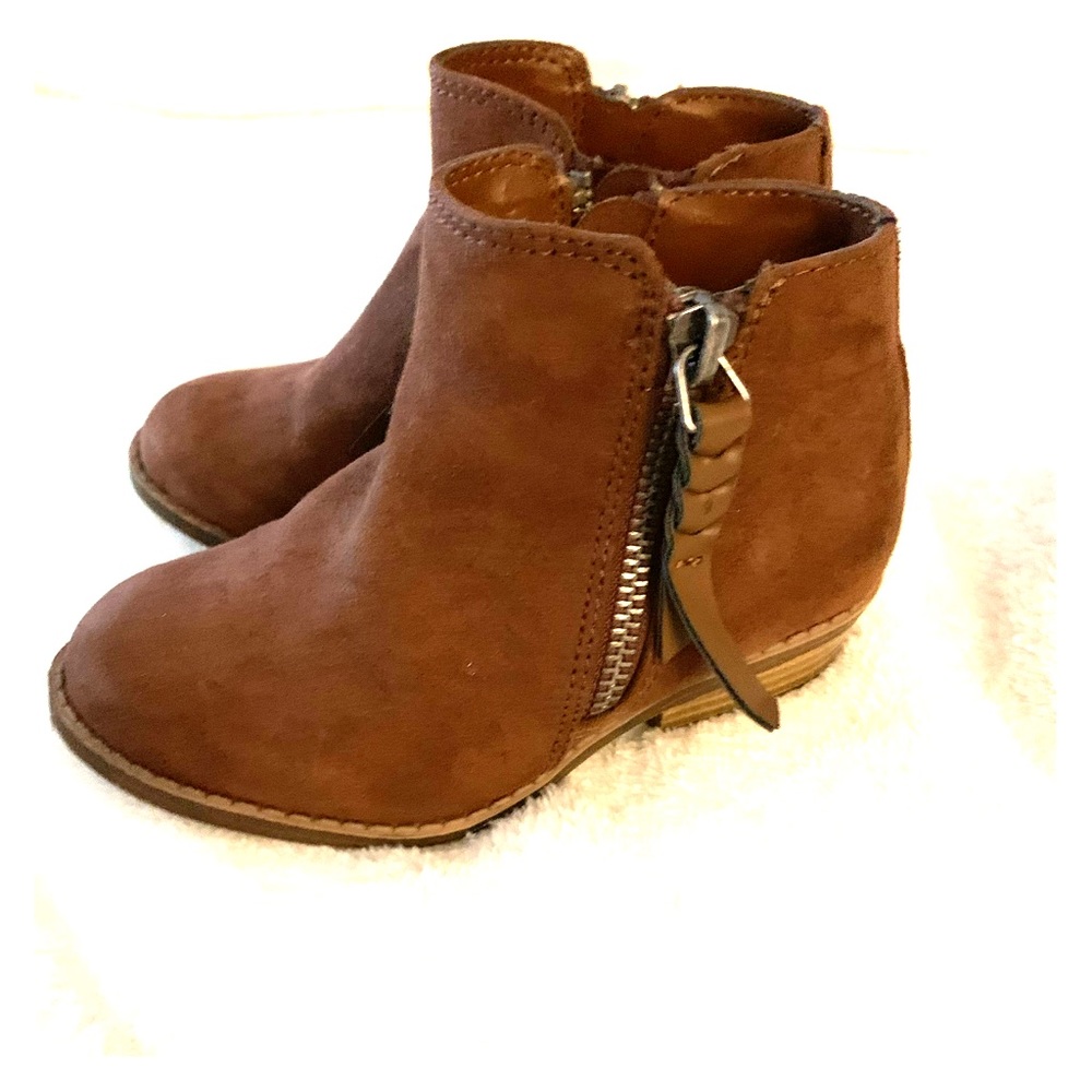 Toddler size 9 boots.